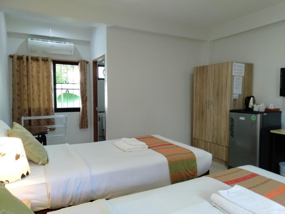 Rena House Chiang Mai Hotel Екстериор снимка